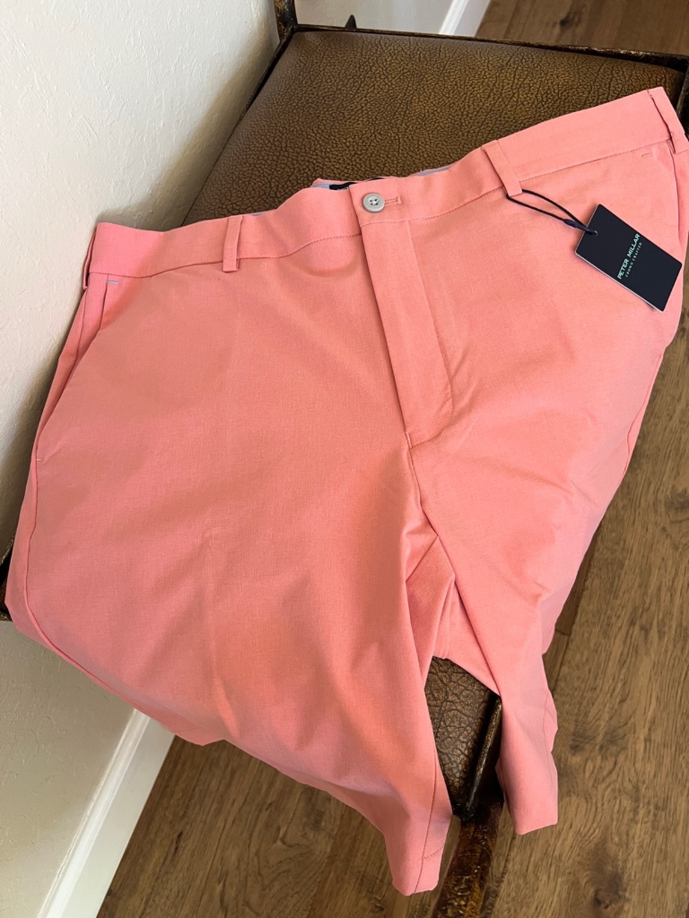 Brand New Peter Millar Crown Crafted Salmon Tailored Fit Stretch Golf ⛳️ Shorts!